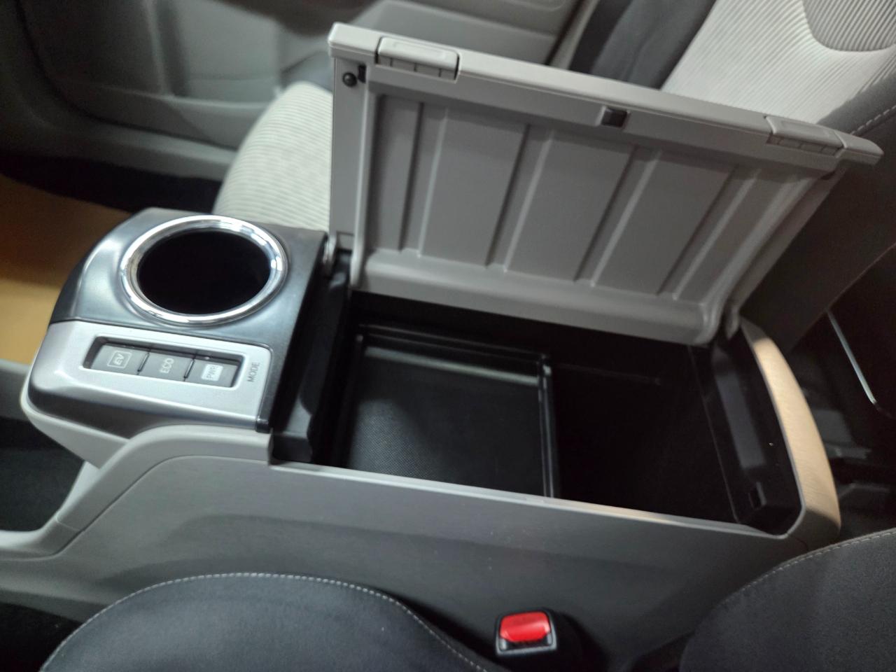 Toyota Prius V Three 2017