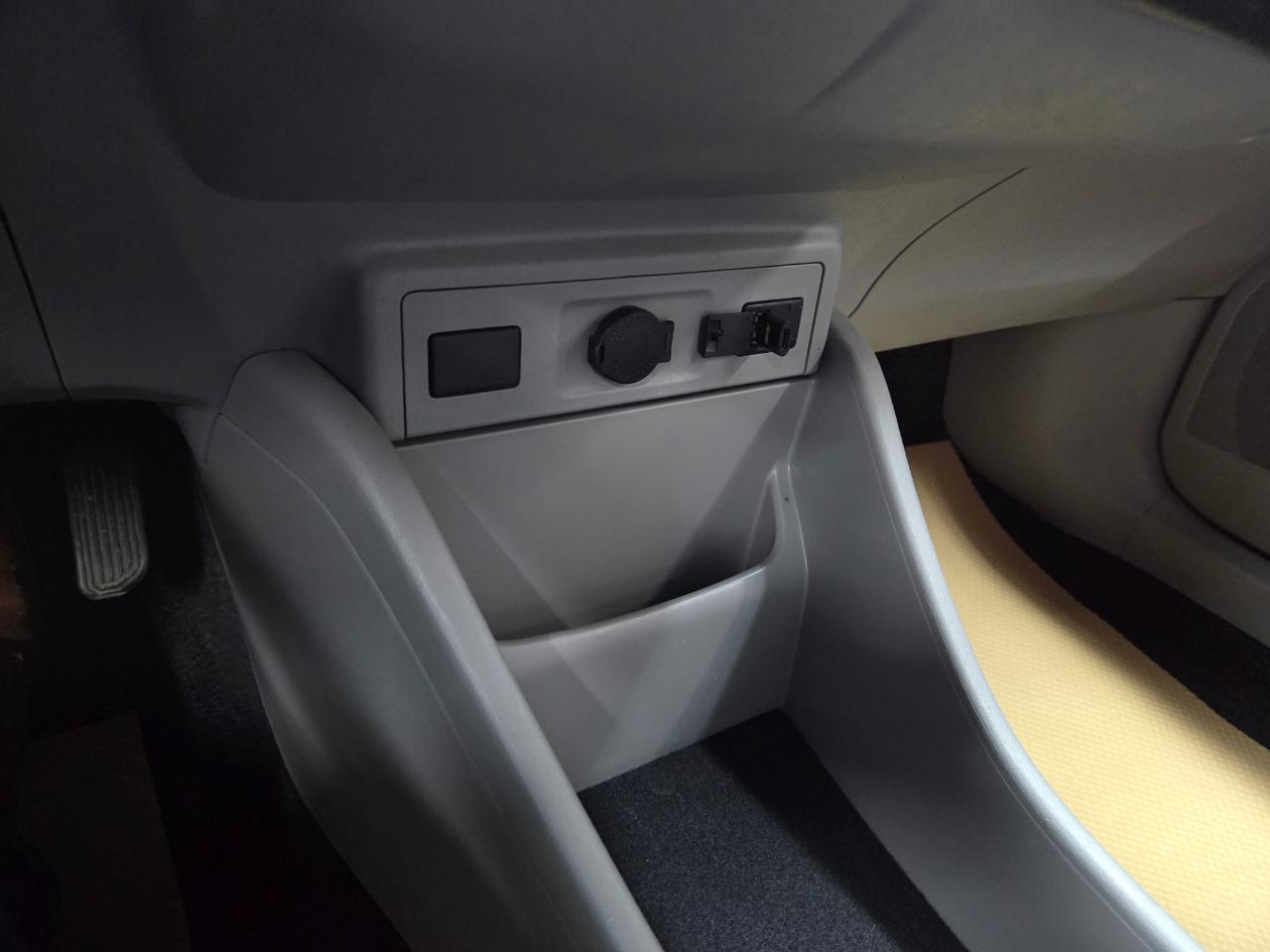 Toyota Prius V Three 2017