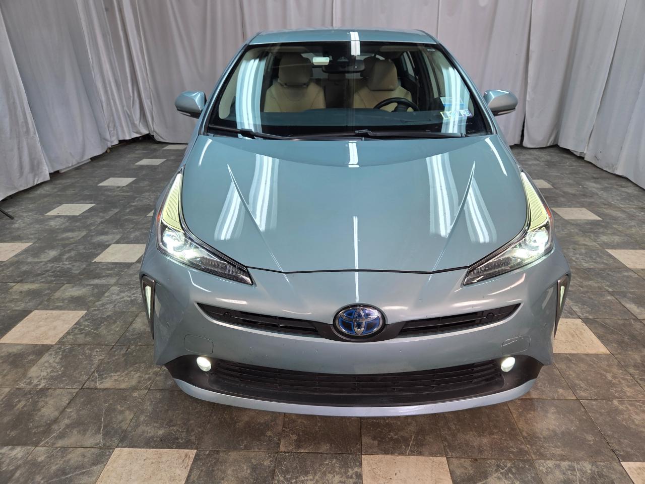 Toyota Prius XLE AWD-e 2019