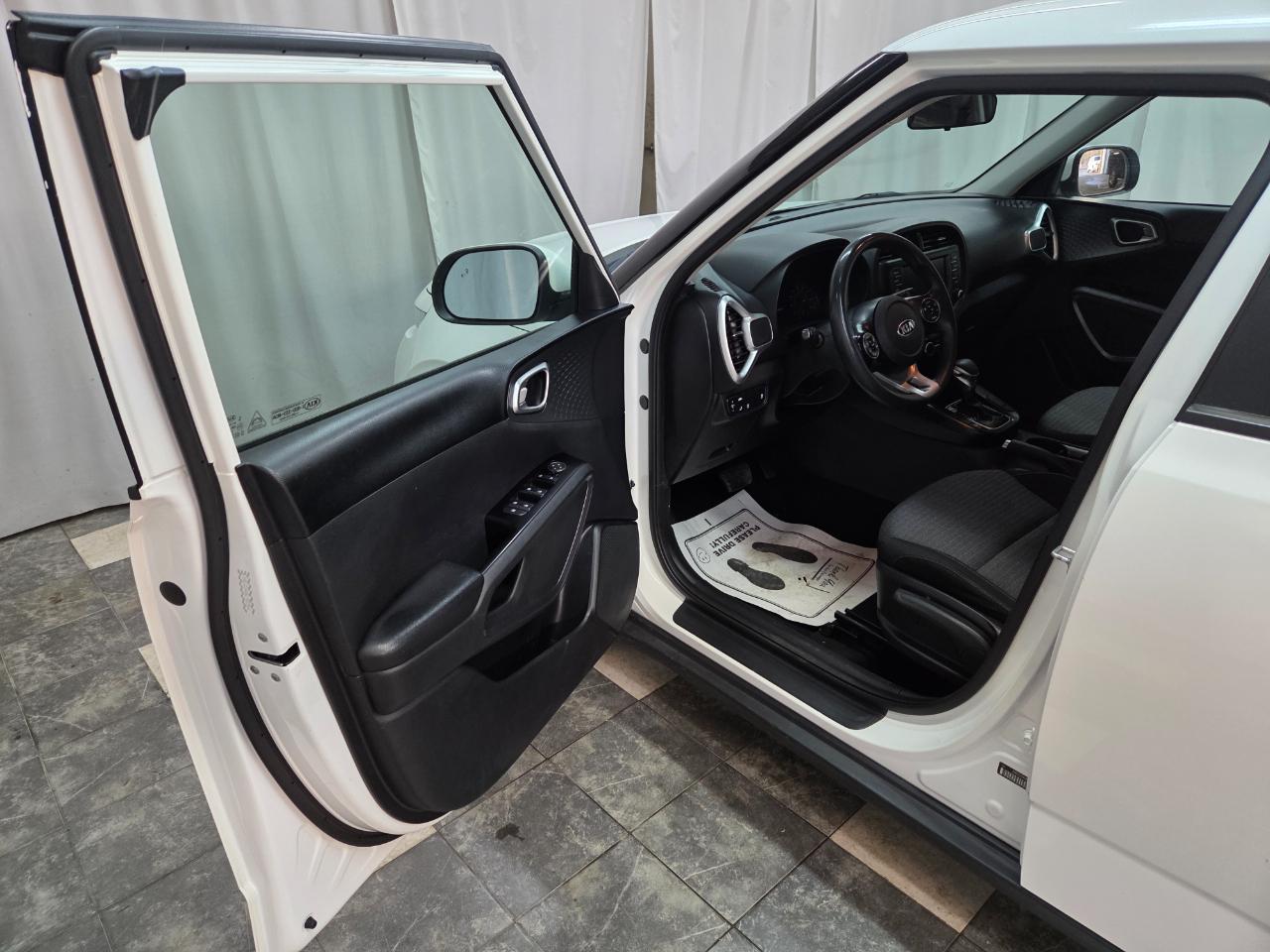 Kia Soul LX CVT 2020