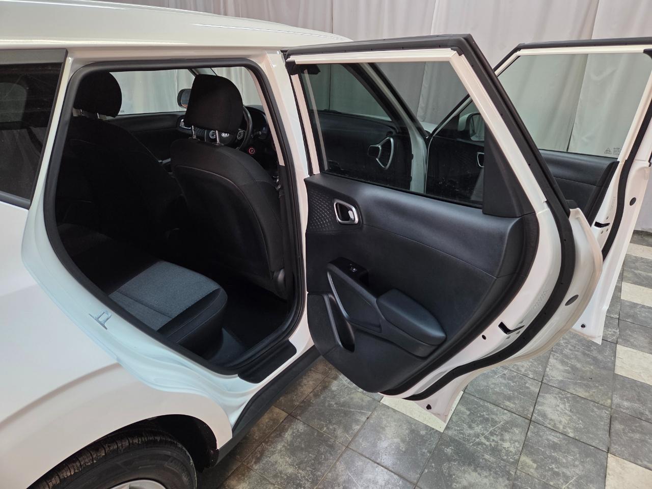 Kia Soul LX CVT 2020