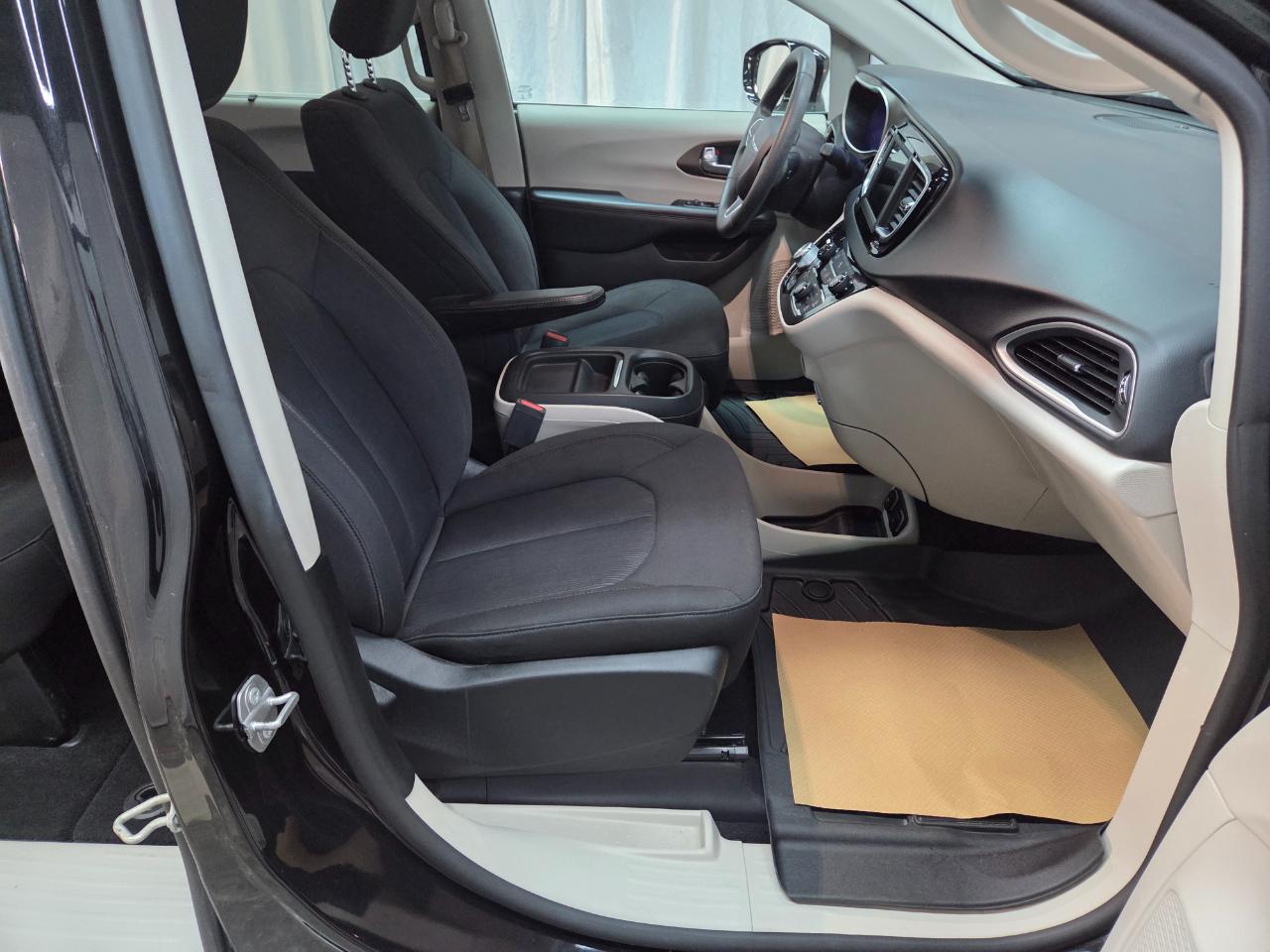 Chrysler Pacifica Touring Plus 2018