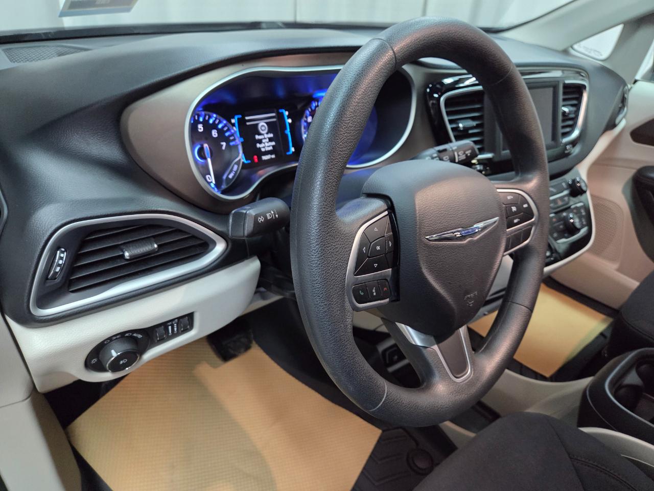 Chrysler Pacifica Touring Plus 2018