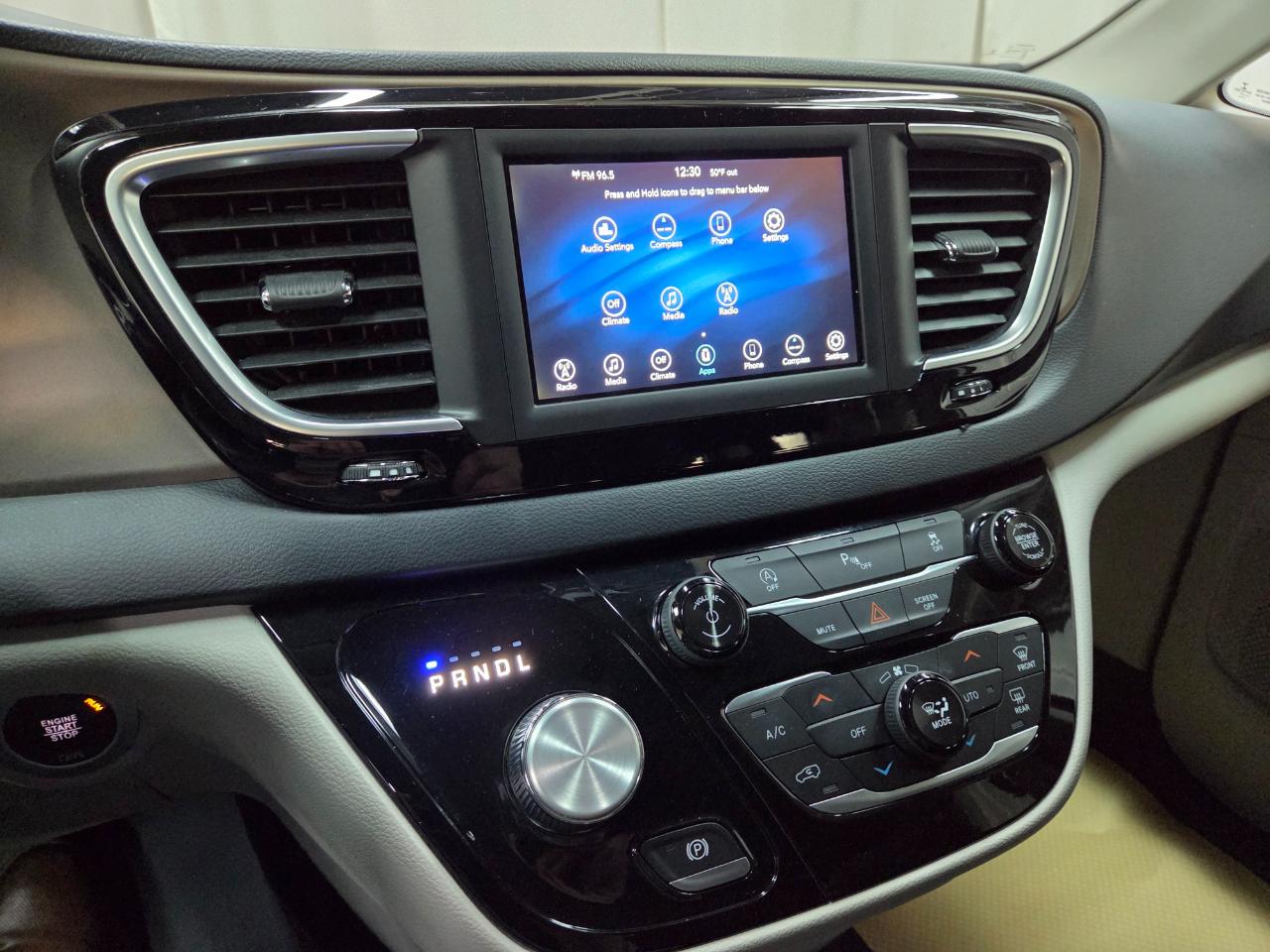 Chrysler Pacifica Touring Plus 2018