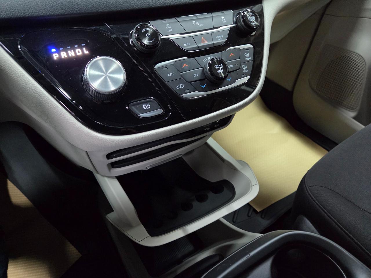 Chrysler Pacifica Touring Plus 2018