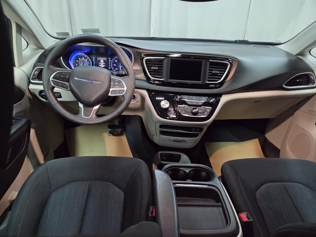 Chrysler Pacifica Touring Plus 2018
