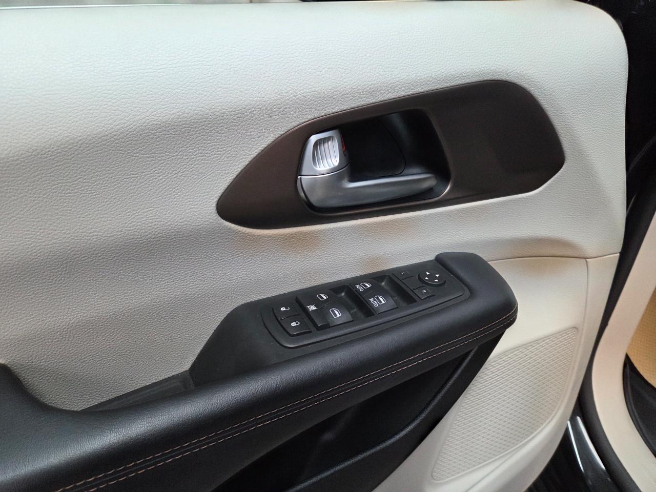 Chrysler Pacifica Touring Plus 2018