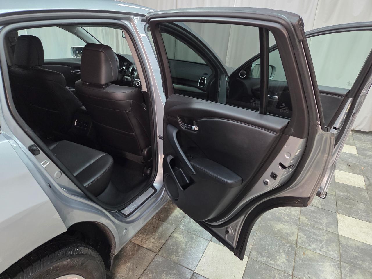 Acura RDX 6-Spd AT AWD w/ Technology Package 2018