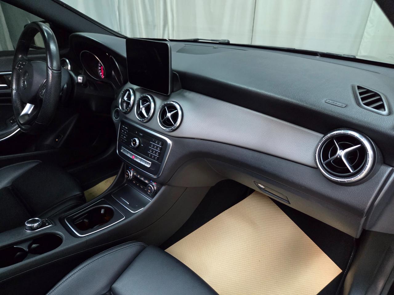 Mercedes-Benz CLA-Class CLA250 4MATIC 2019