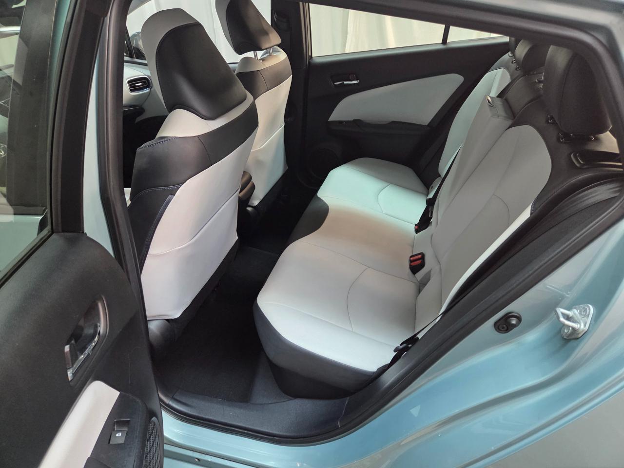 Toyota Prius Prius IV 2016