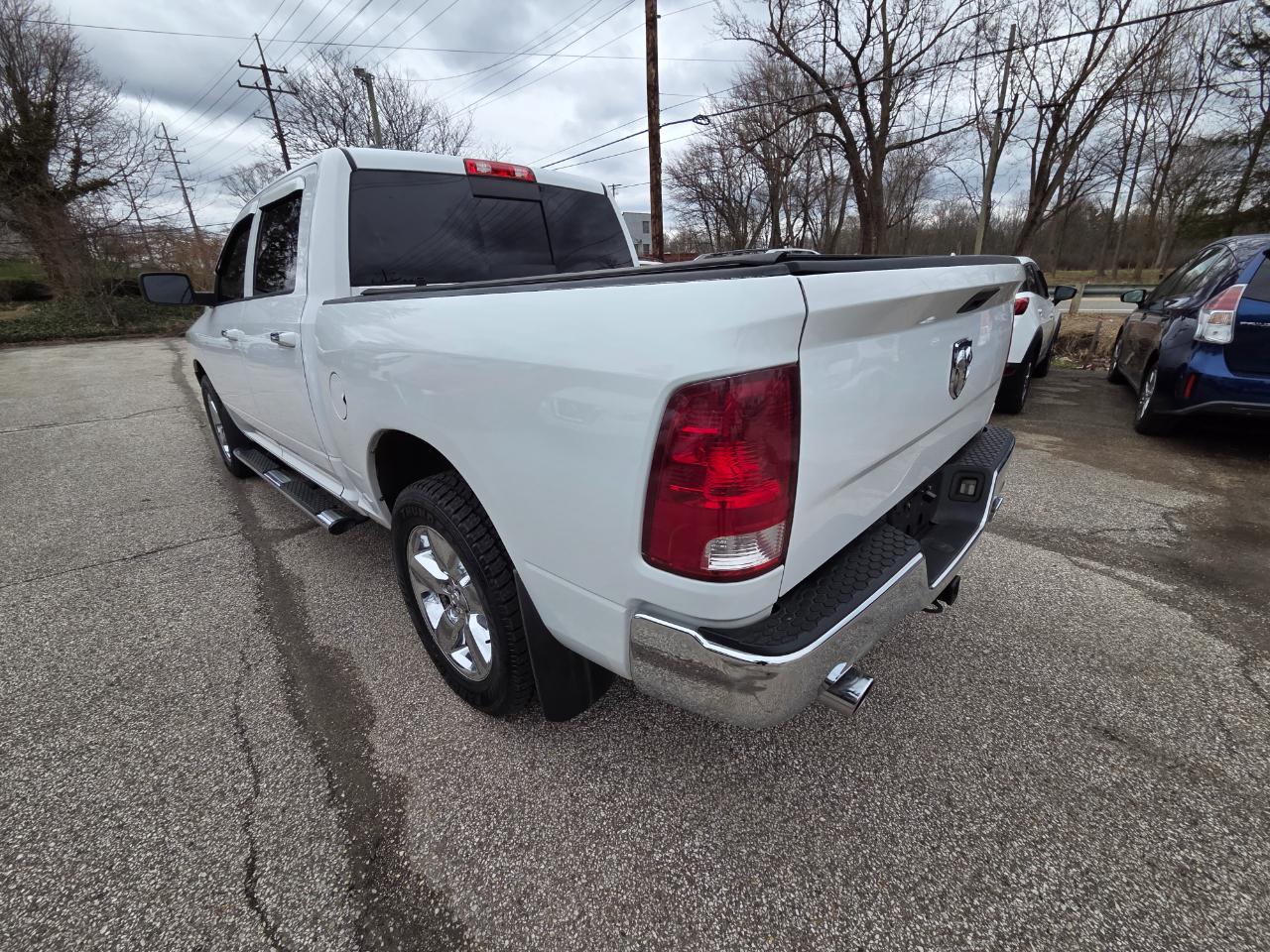 RAM 1500 Big Horn Crew Cab SWB 4WD 2014