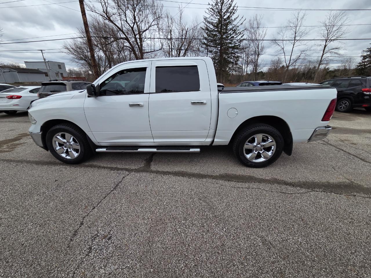RAM 1500 Big Horn Crew Cab SWB 4WD 2014