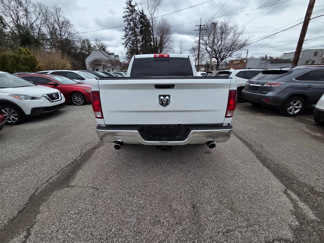RAM 1500 Big Horn Crew Cab SWB 4WD 2014