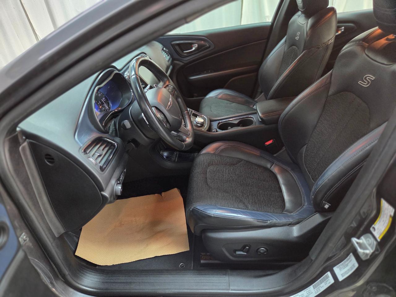 Chrysler 200 S AWD 2016