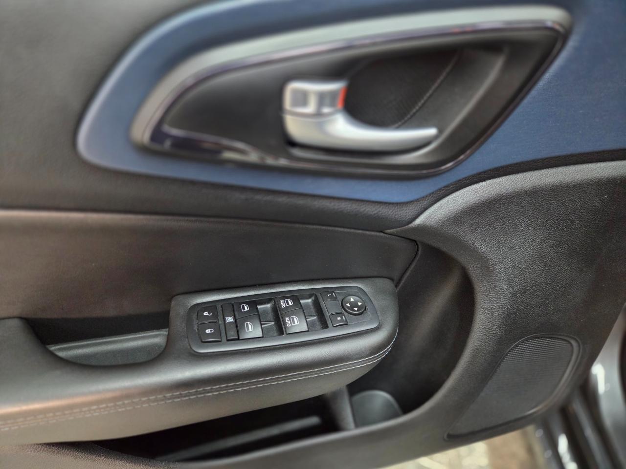 Chrysler 200 S AWD 2016