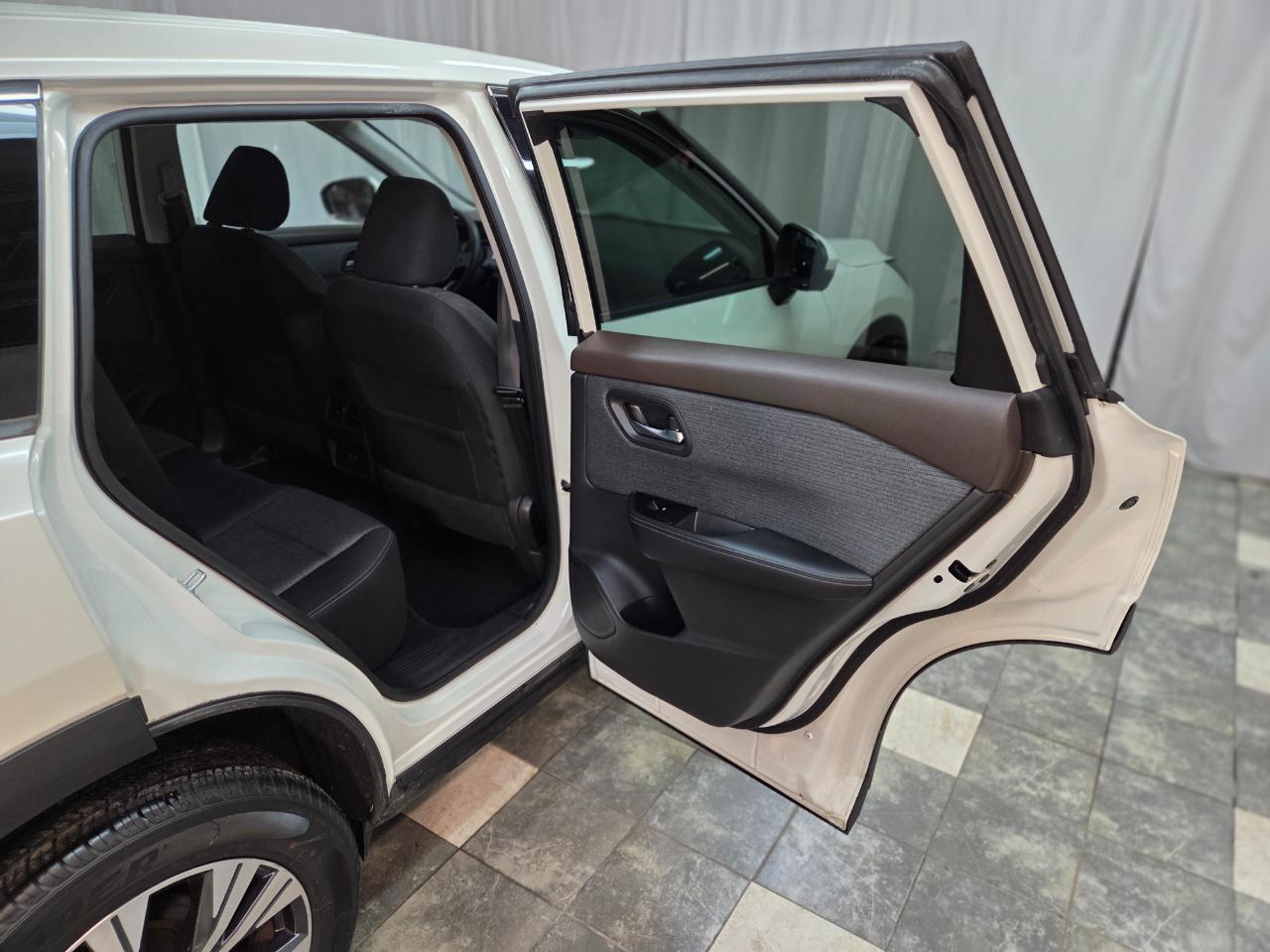 Nissan Rogue SV AWD 2021