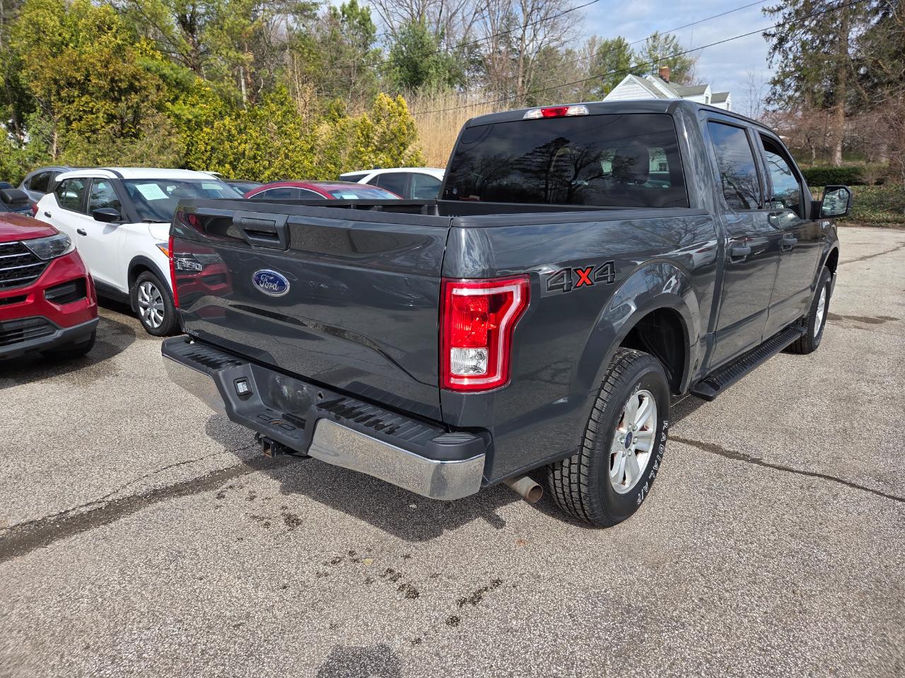 Ford F-150 4WD SuperCab 145" XLT 2017