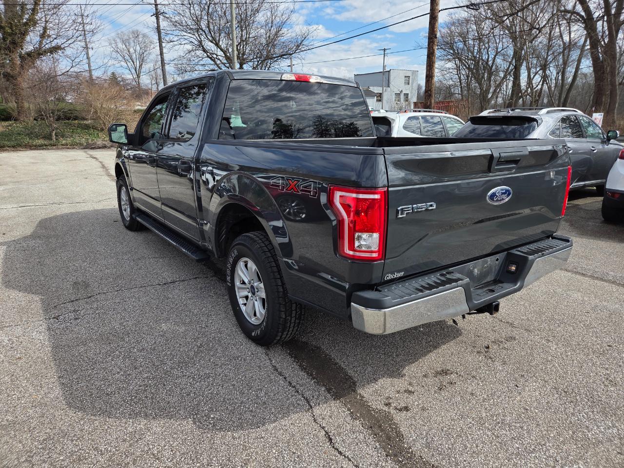 Ford F-150 4WD SuperCab 145" XLT 2017