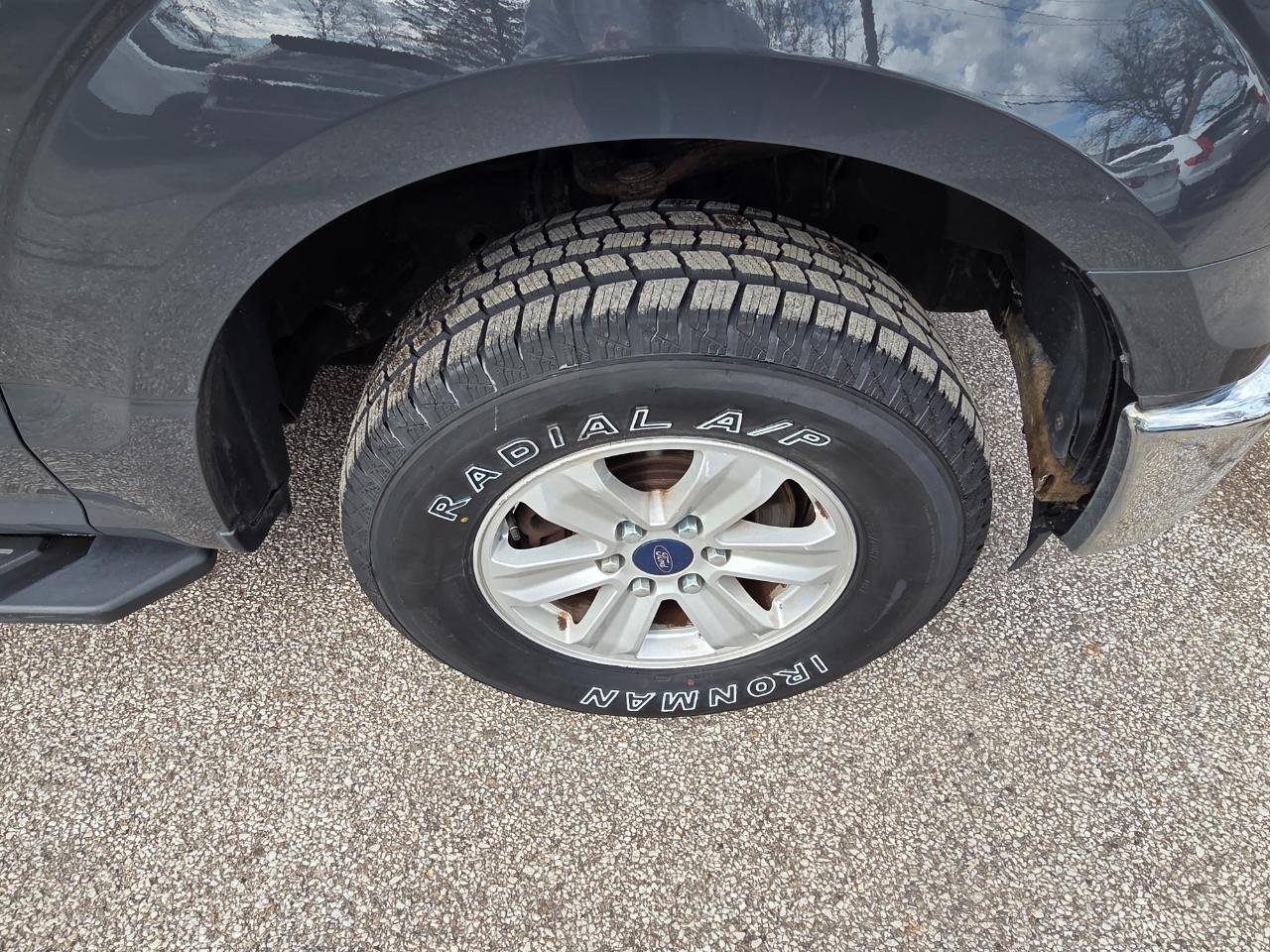 Ford F-150 4WD SuperCab 145" XLT 2017