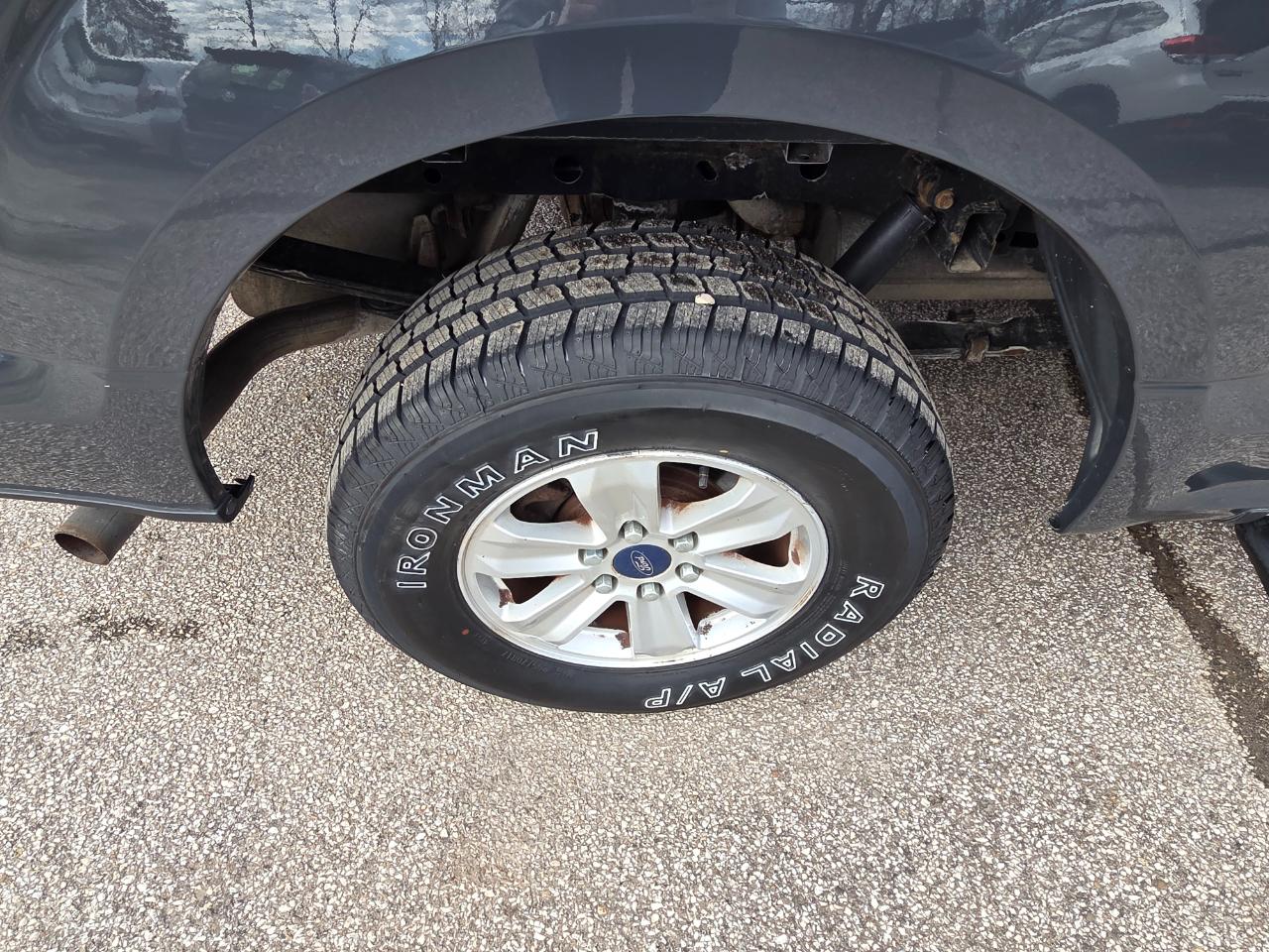 Ford F-150 4WD SuperCab 145" XLT 2017