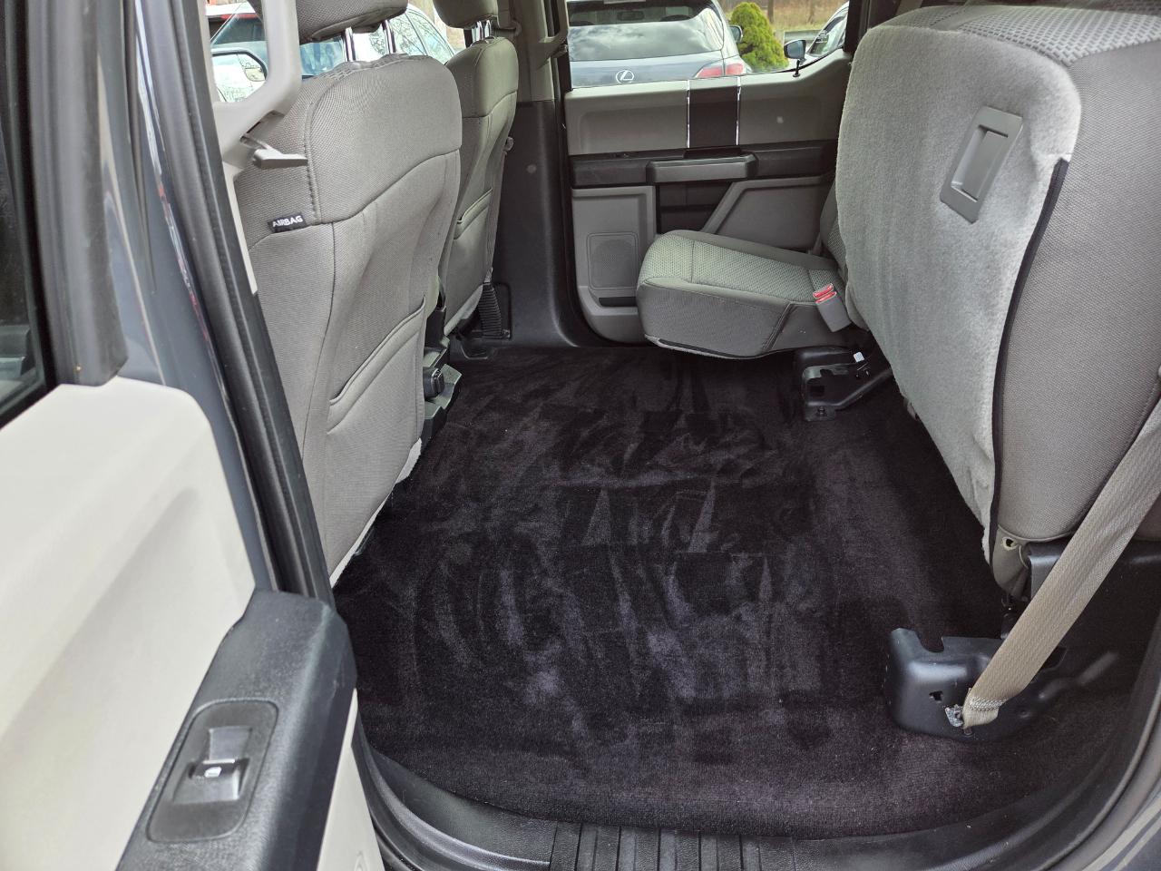 Ford F-150 4WD SuperCab 145" XLT 2017