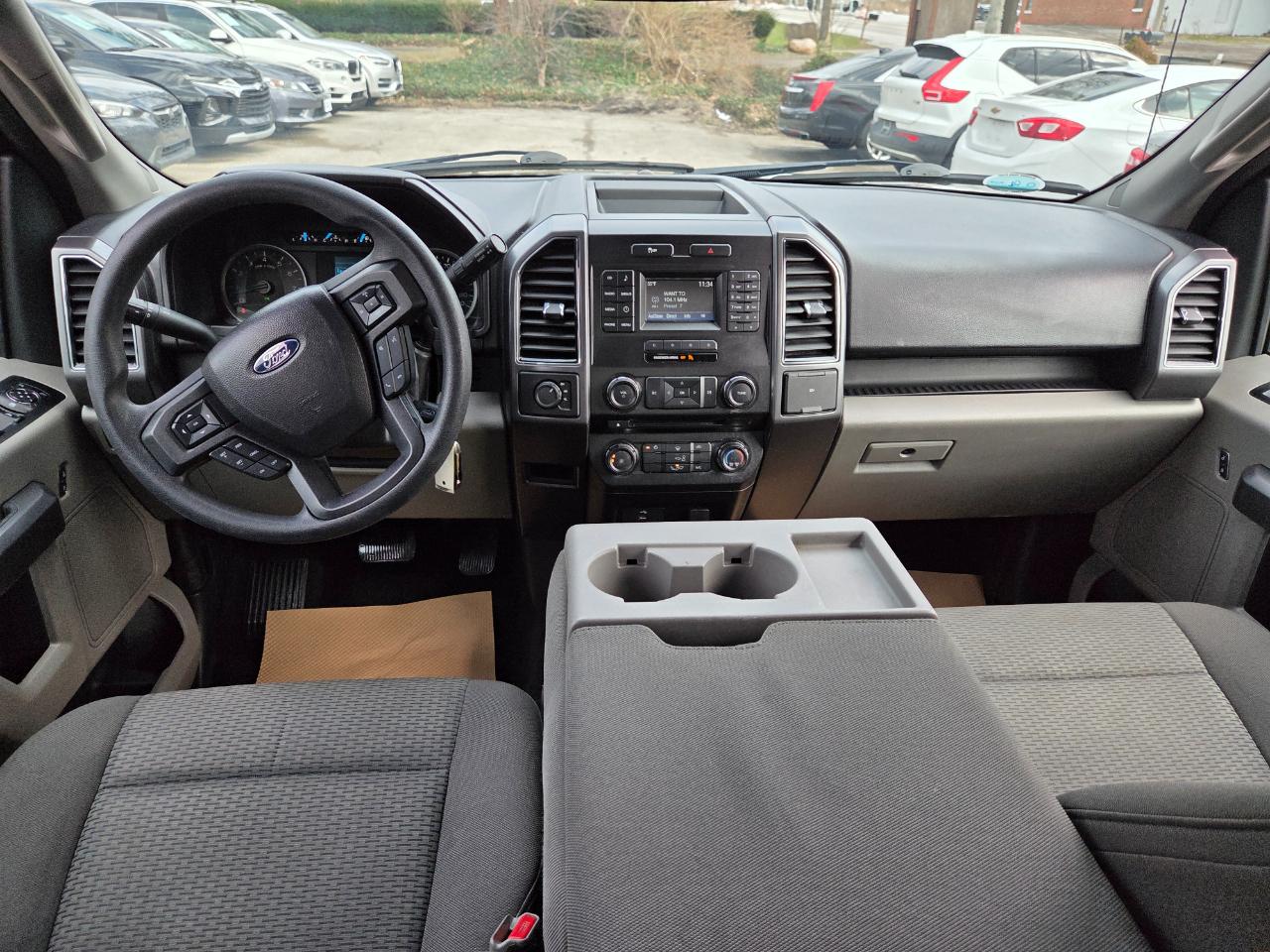 Ford F-150 4WD SuperCab 145" XLT 2017