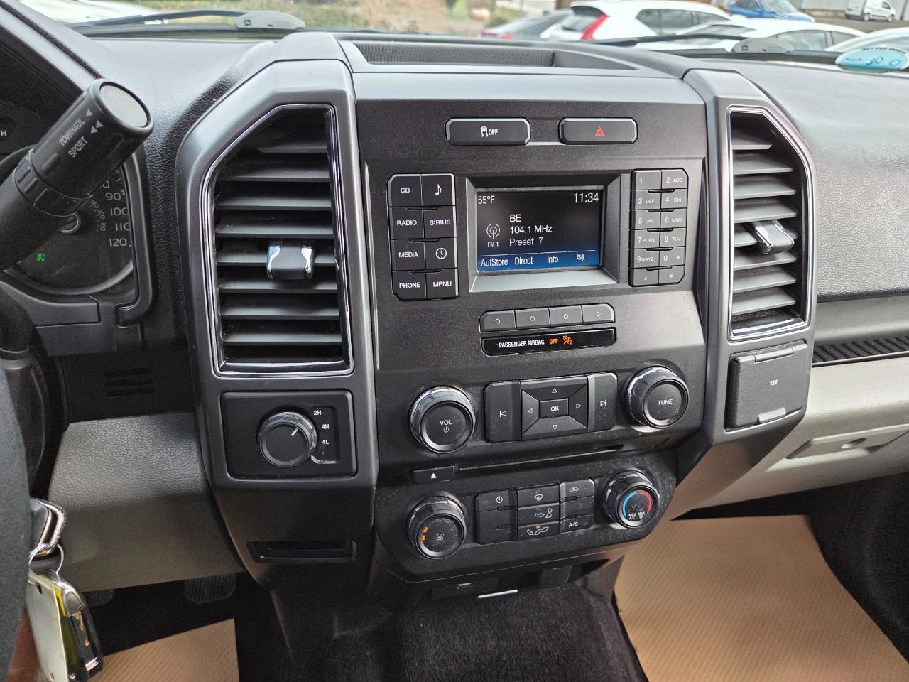 Ford F-150 4WD SuperCab 145" XLT 2017