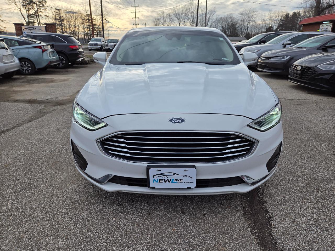 Ford Fusion Hybrid SEL 2019