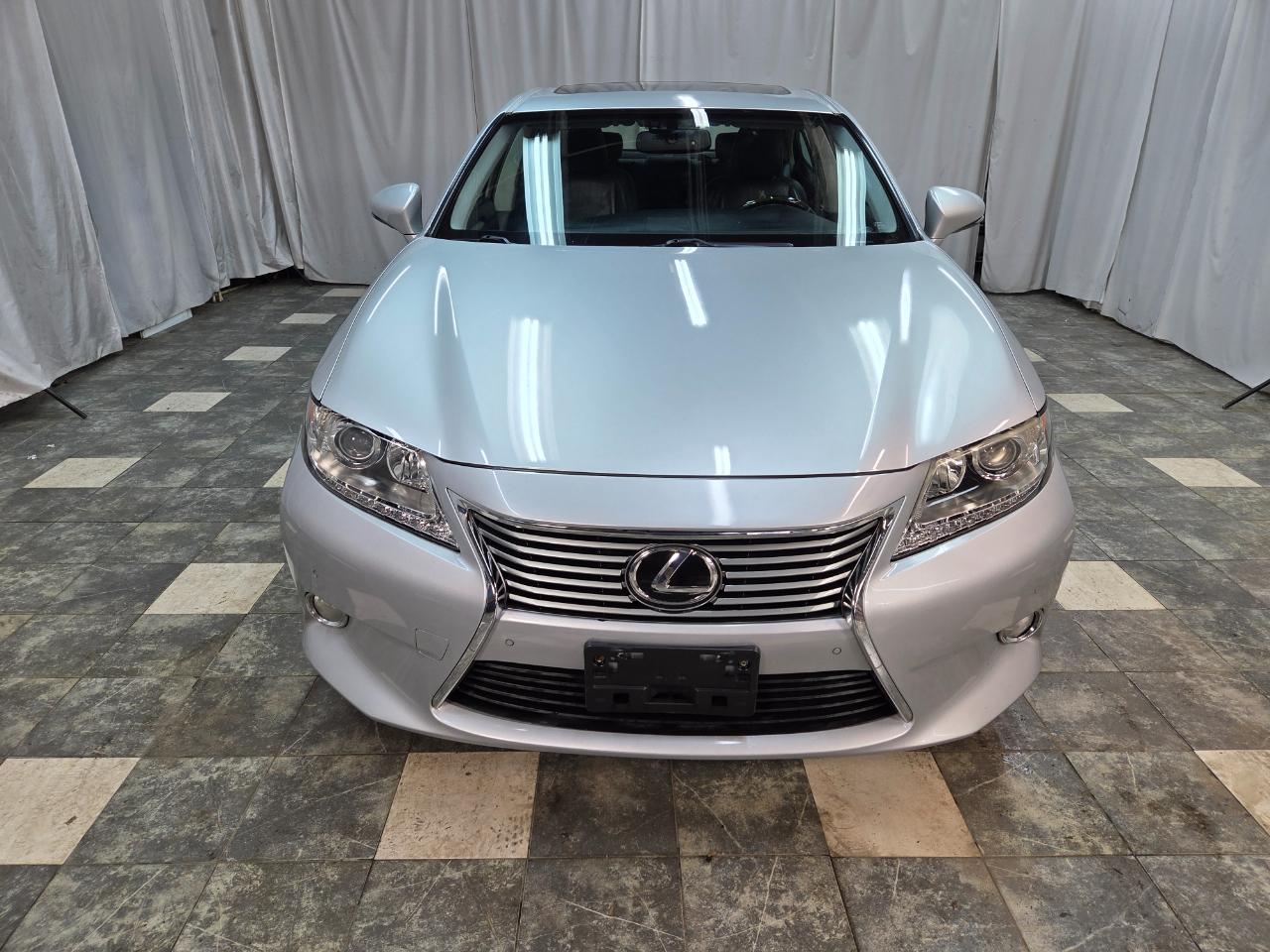 Lexus ES 350 Sedan 2013