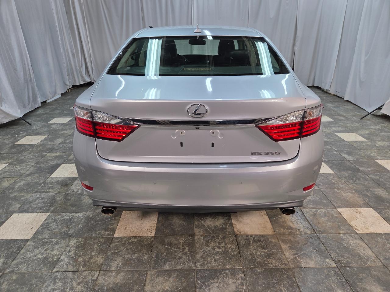 Lexus ES 350 Sedan 2013