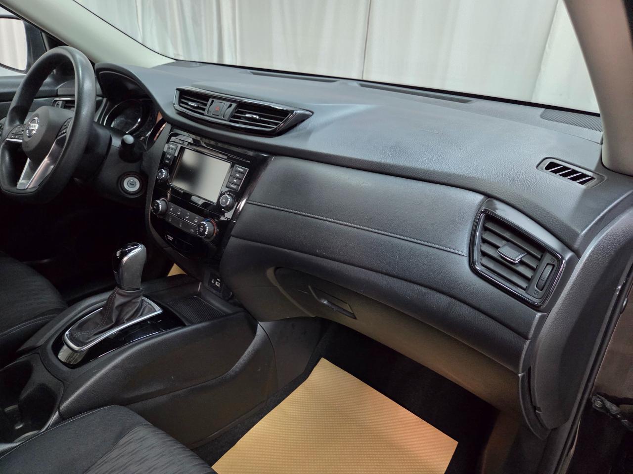 Nissan Rogue SV AWD 2018