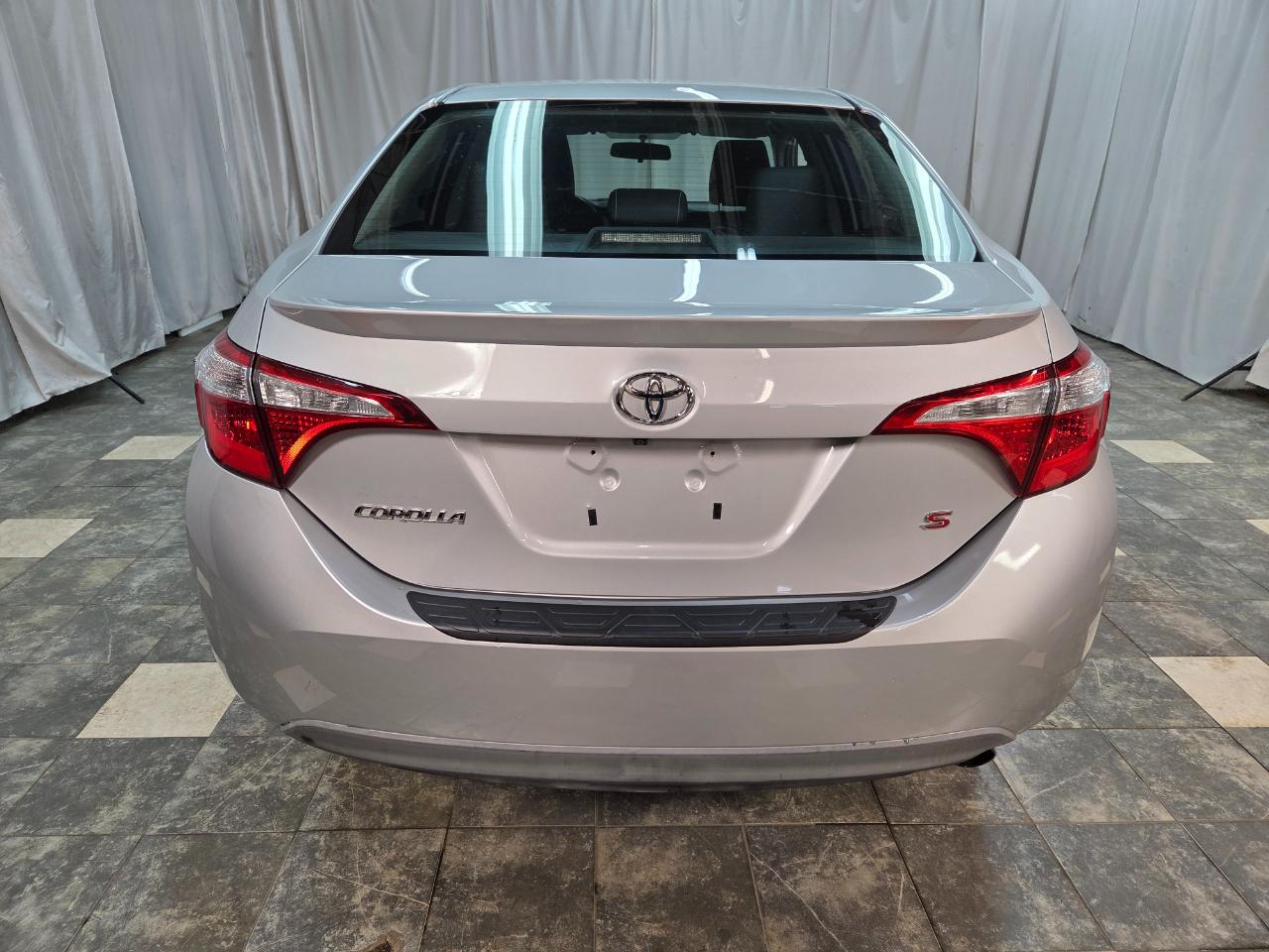 Toyota Corolla S Premium CVT 2016