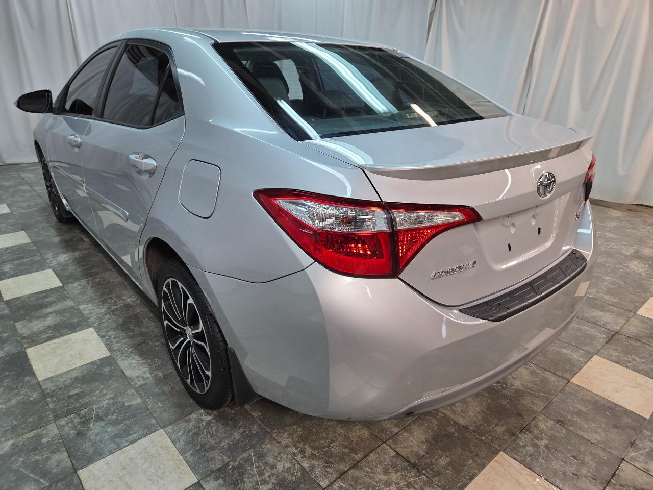 Toyota Corolla S Premium CVT 2016