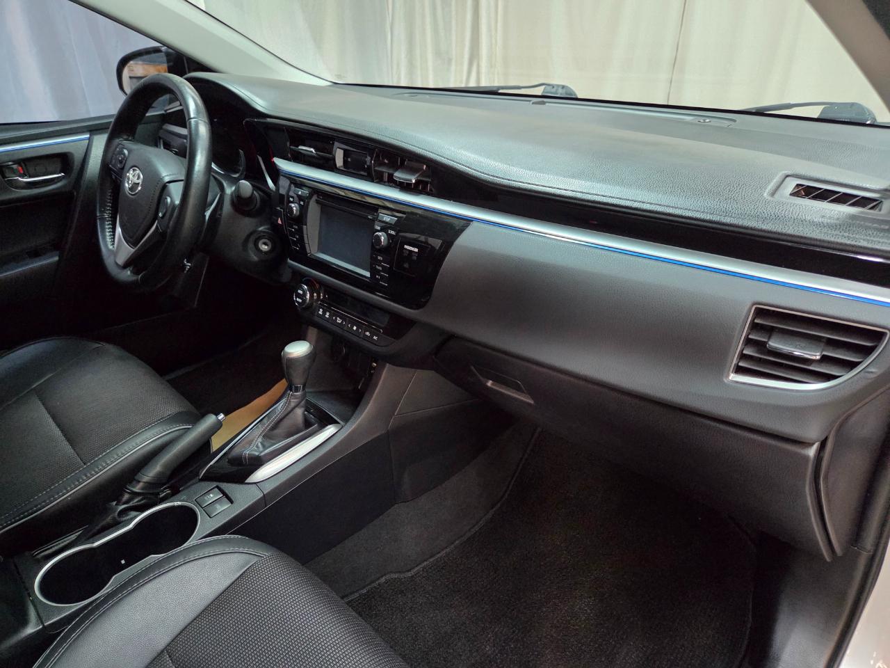 Toyota Corolla S Premium CVT 2016