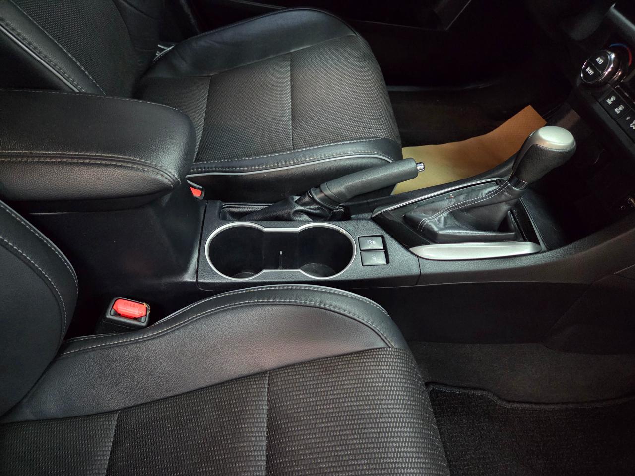 Toyota Corolla S Premium CVT 2016