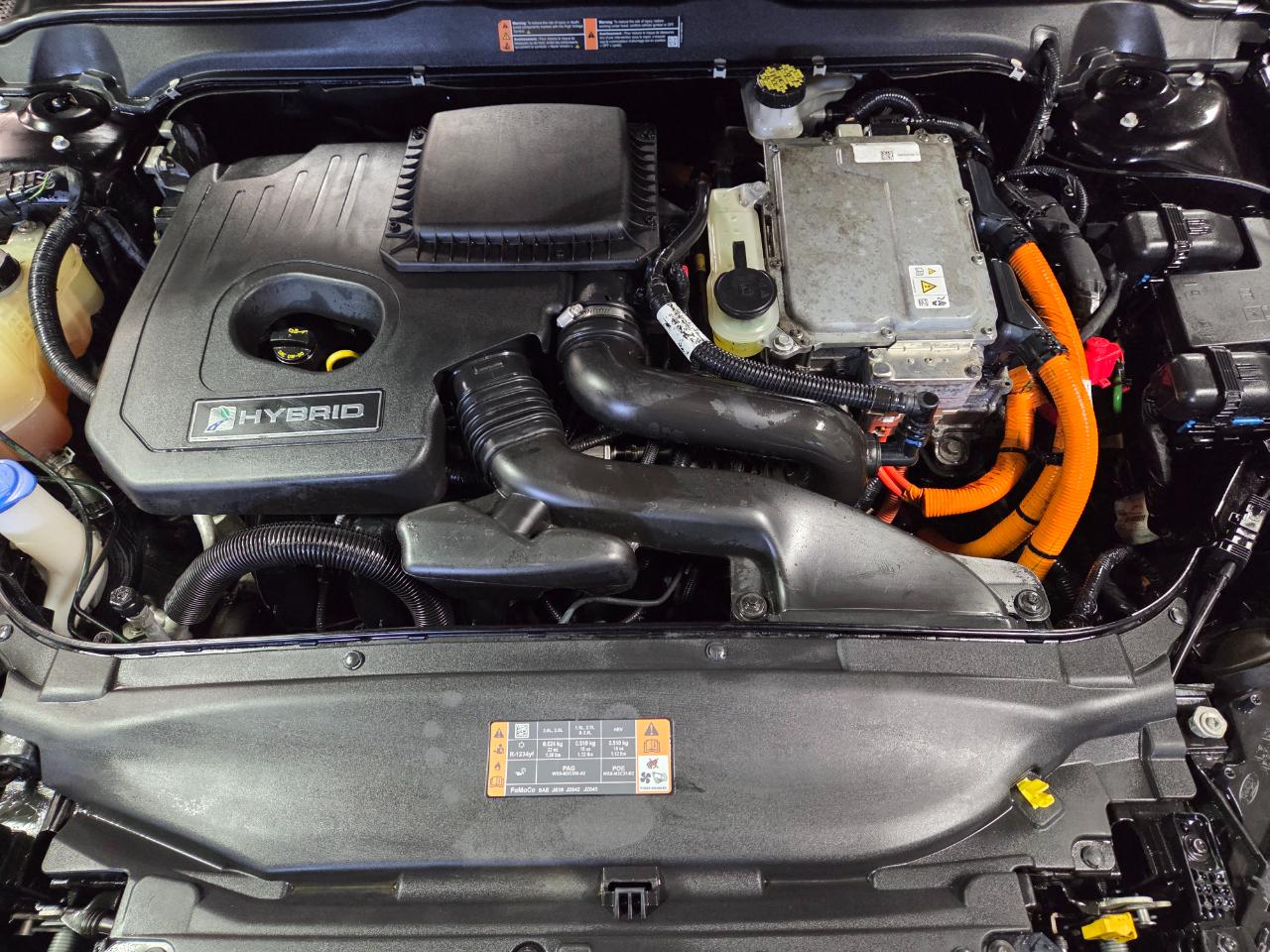 Ford Fusion Hybrid SE 2020