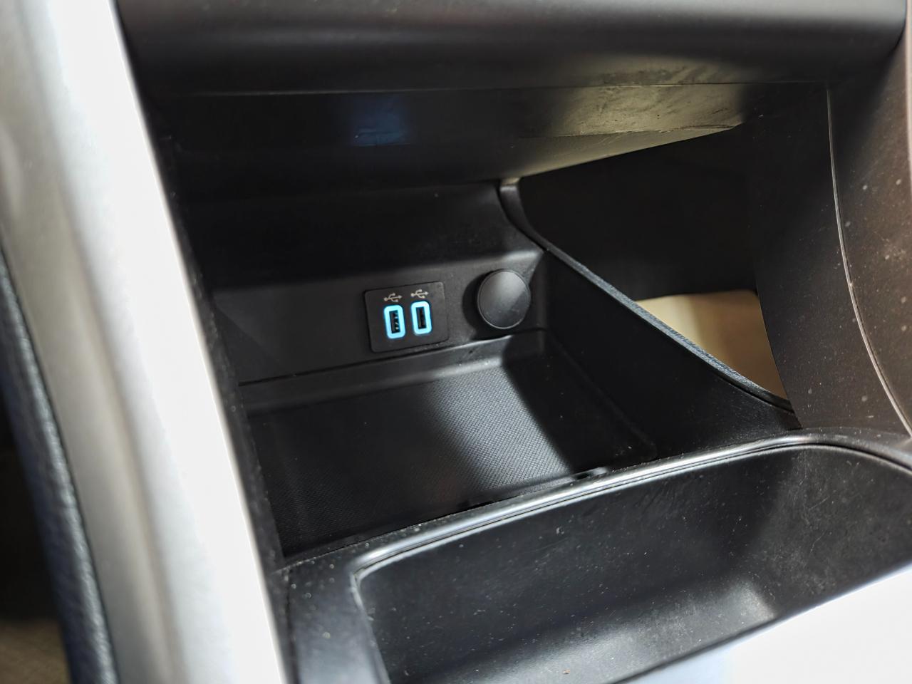 Ford Fusion Hybrid SE 2020