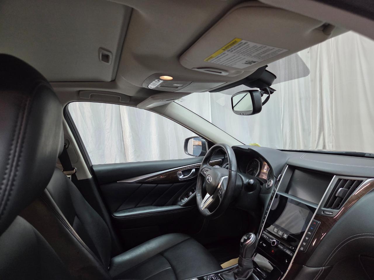 Infiniti Q50 3.0t LUXE AWD 2019