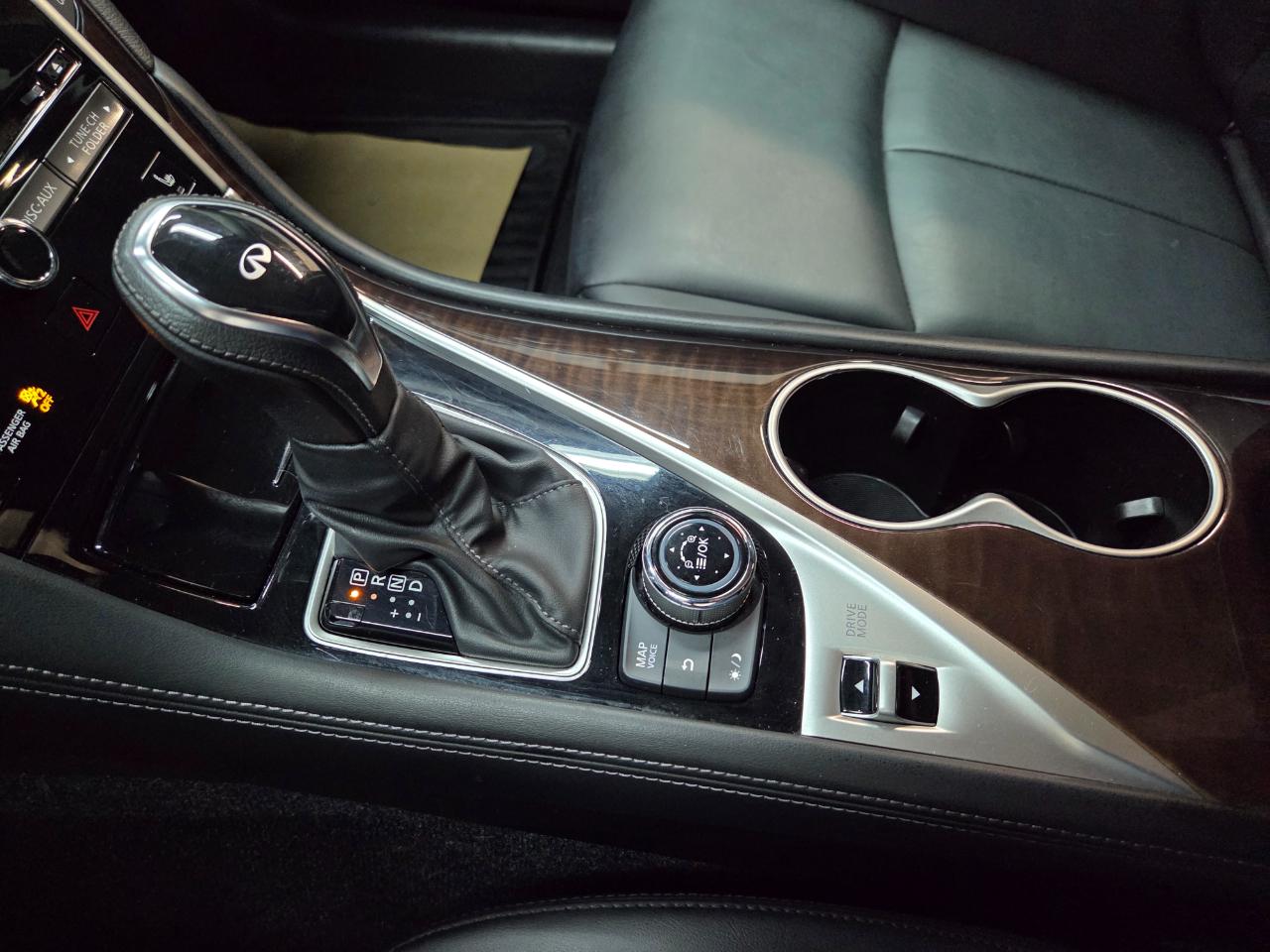 Infiniti Q50 3.0t LUXE AWD 2019