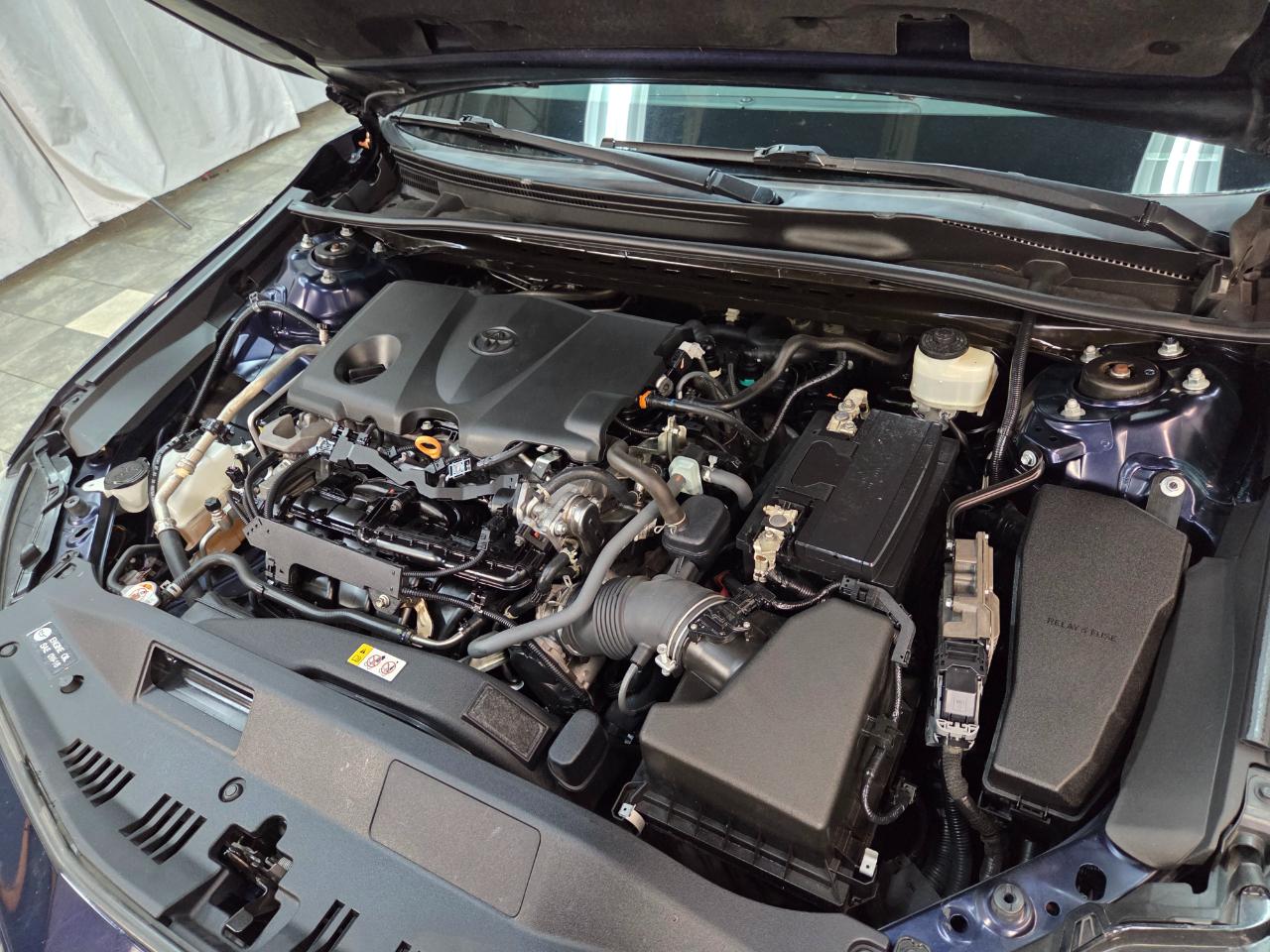 Toyota Camry SE 2021