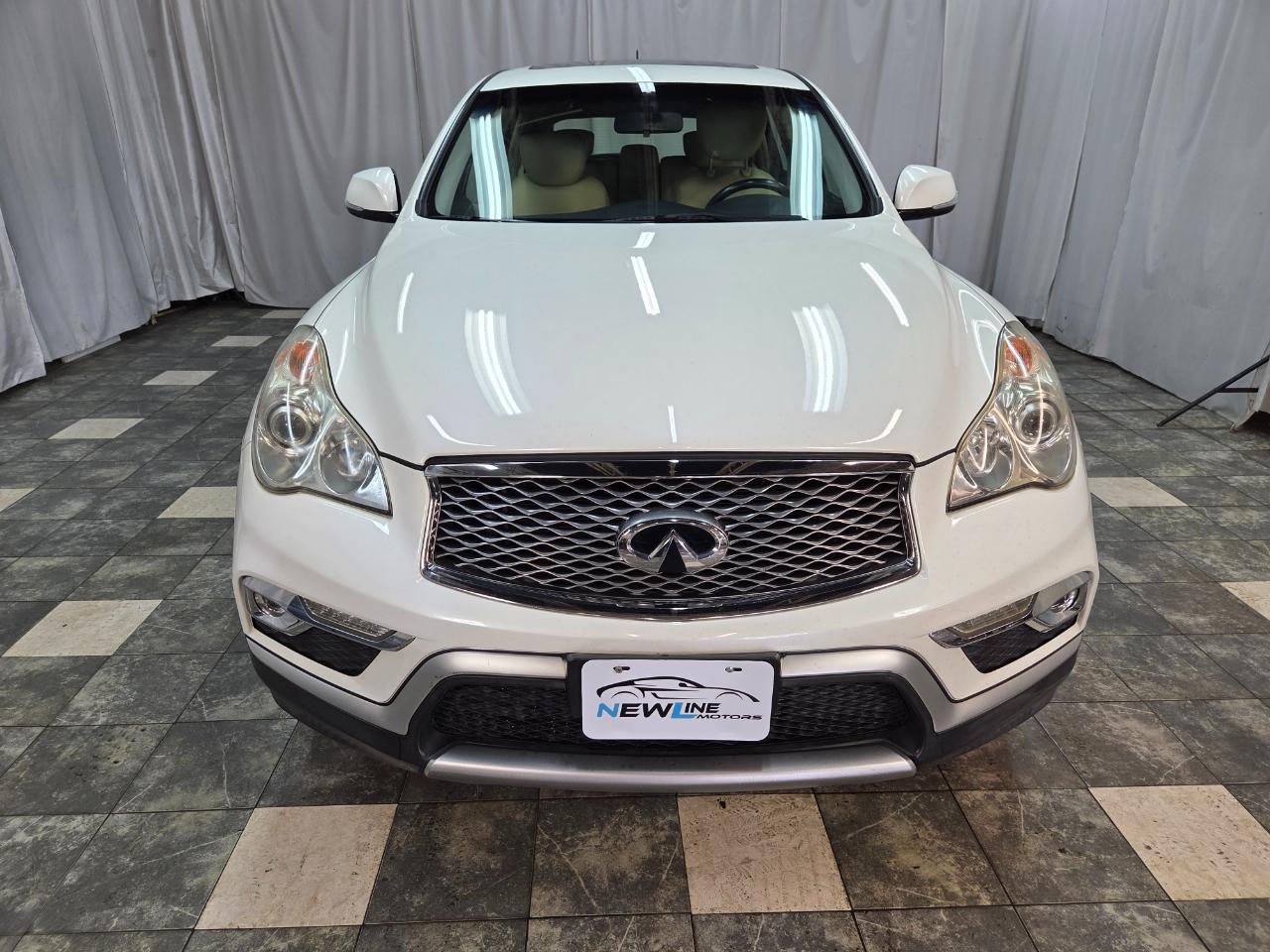 Infiniti QX50 Base AWD 2017