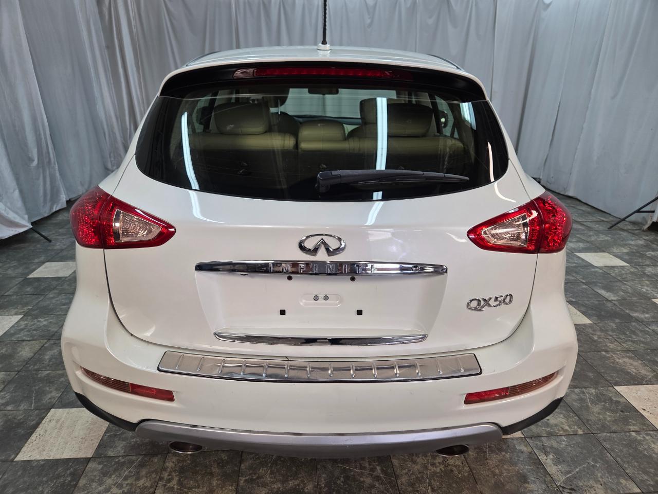 Infiniti QX50 Base AWD 2017