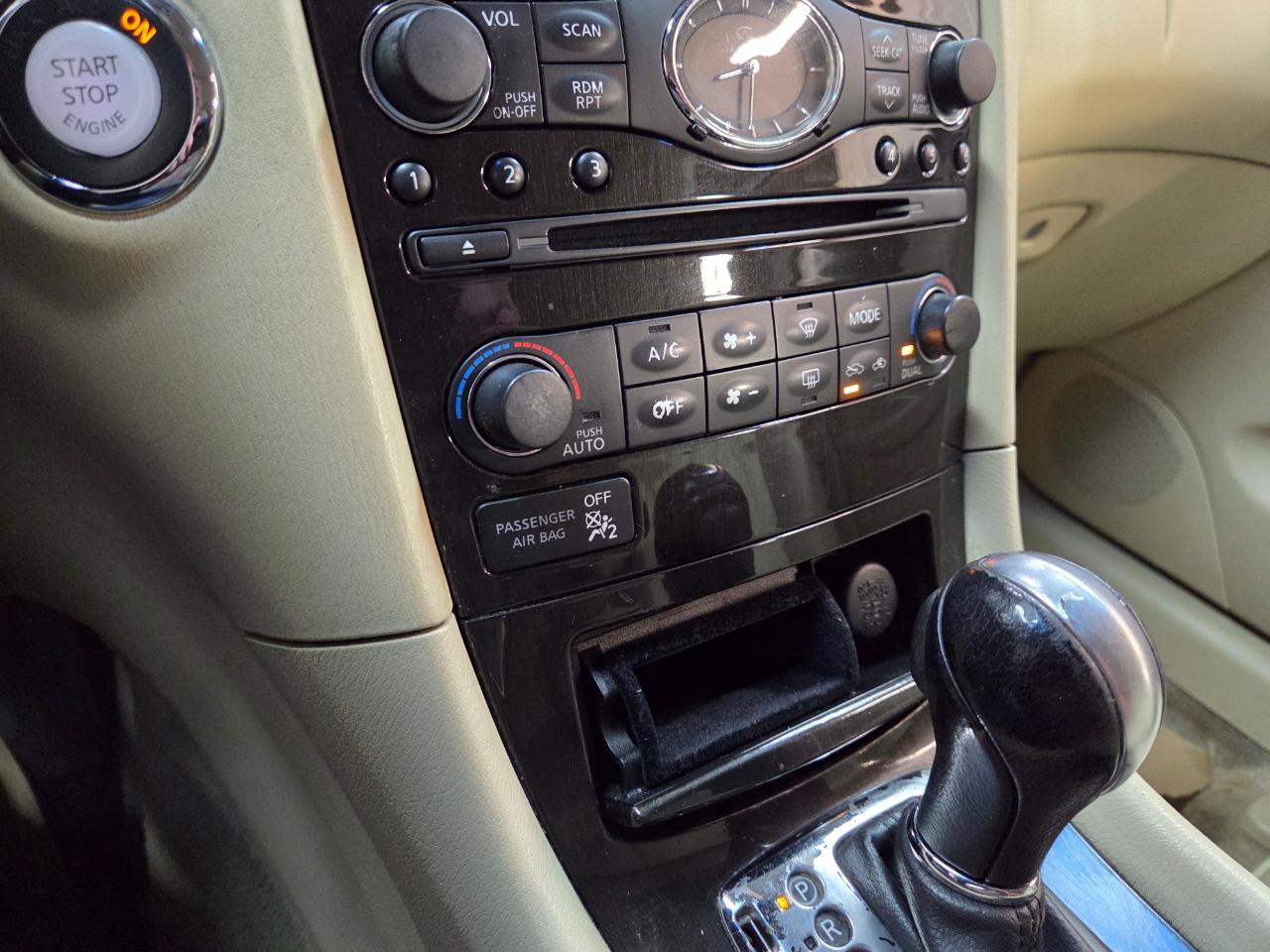 Infiniti QX50 Base AWD 2017