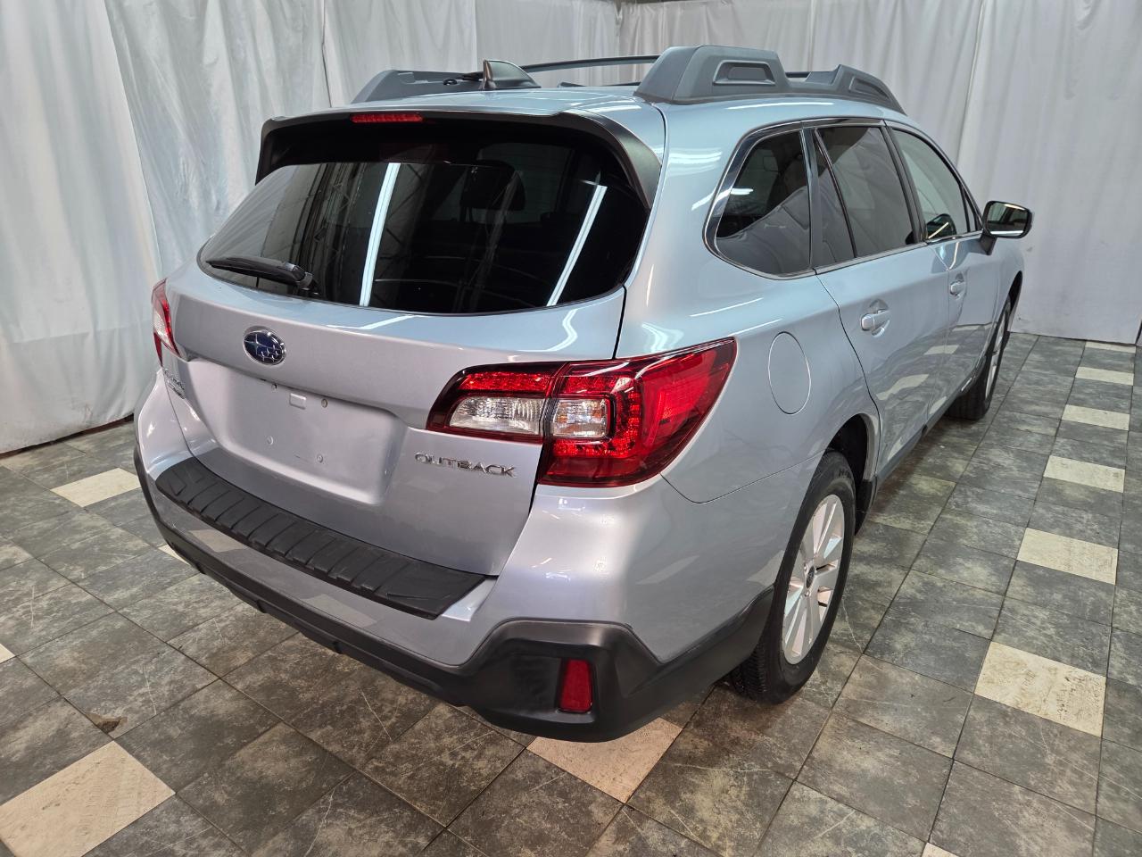 Subaru Outback 2.5i Premium 2019