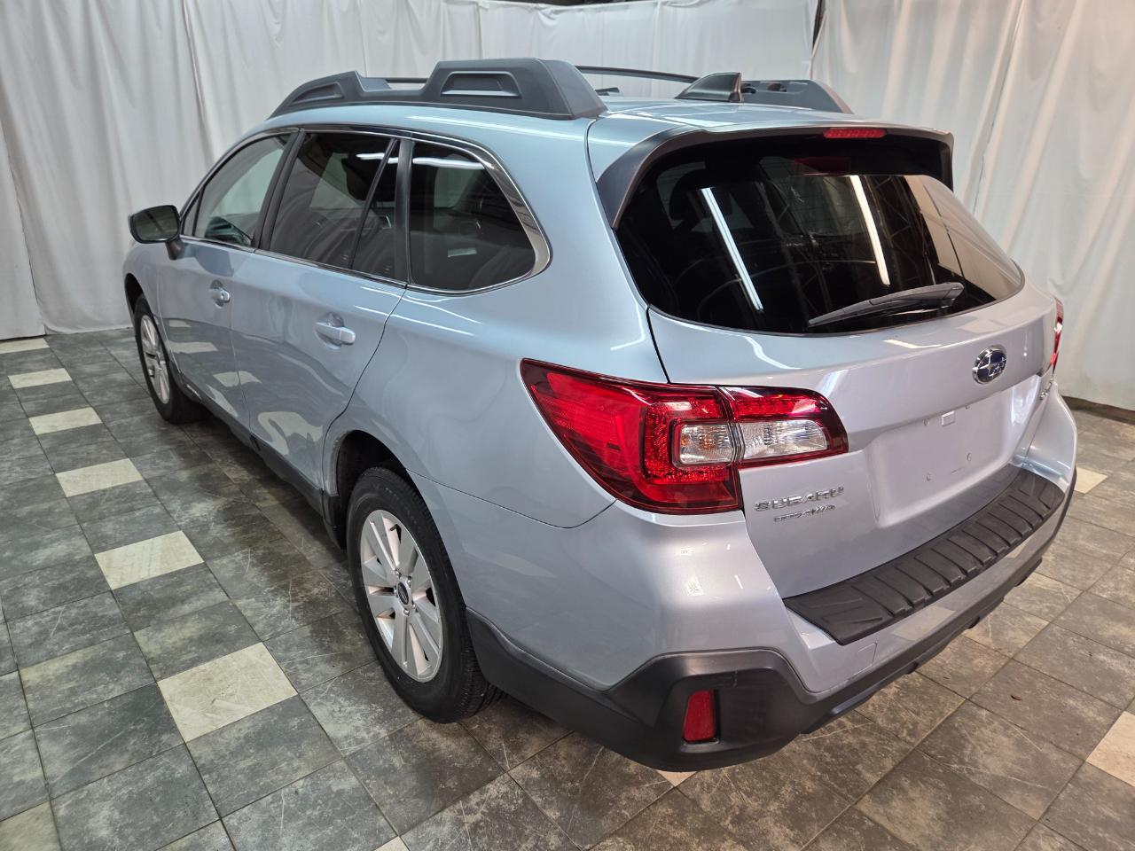 Subaru Outback 2.5i Premium 2019