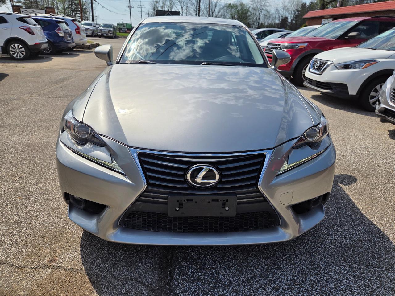 Lexus IS 300 AWD 2016