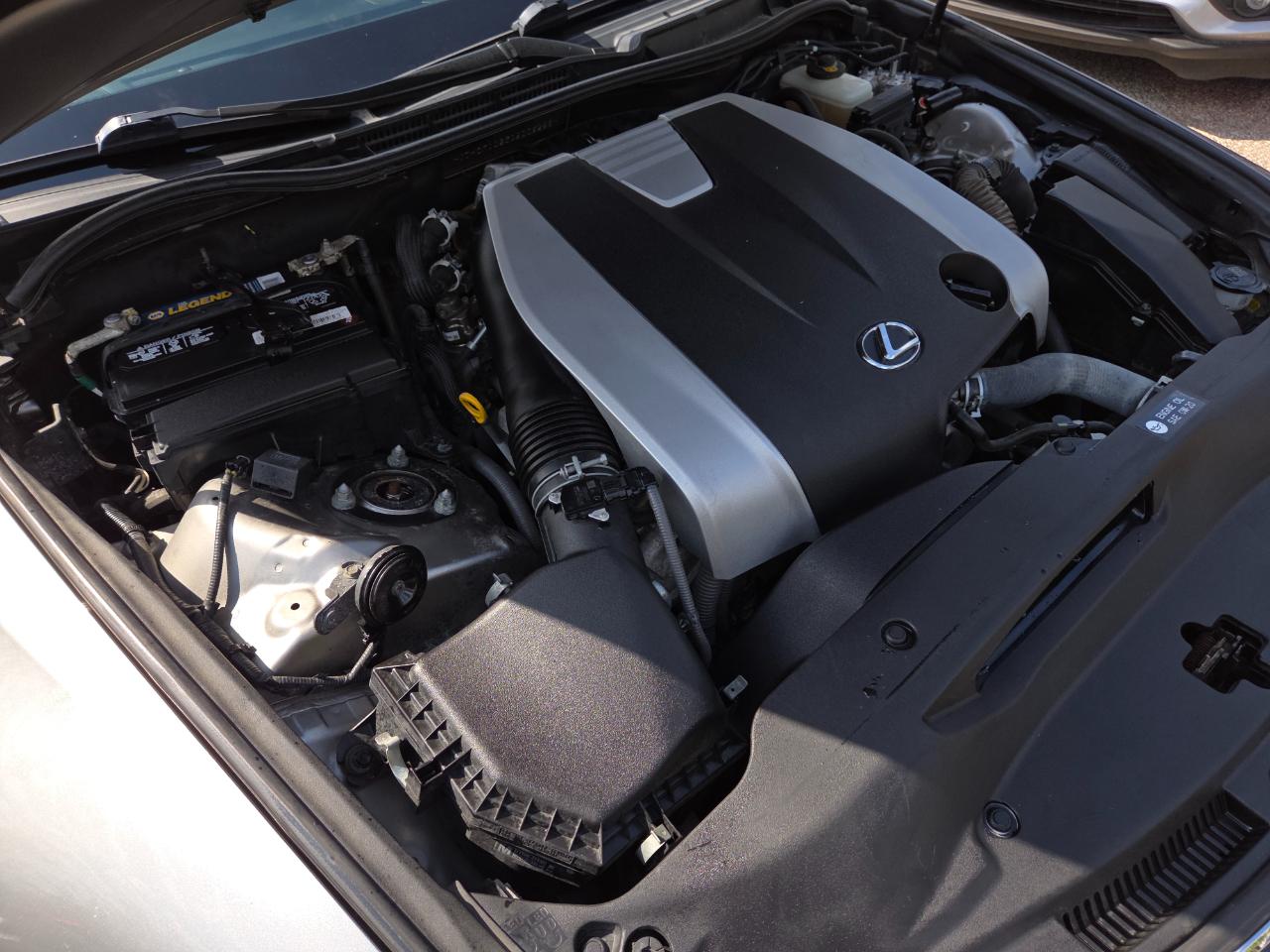 Lexus IS 300 AWD 2016