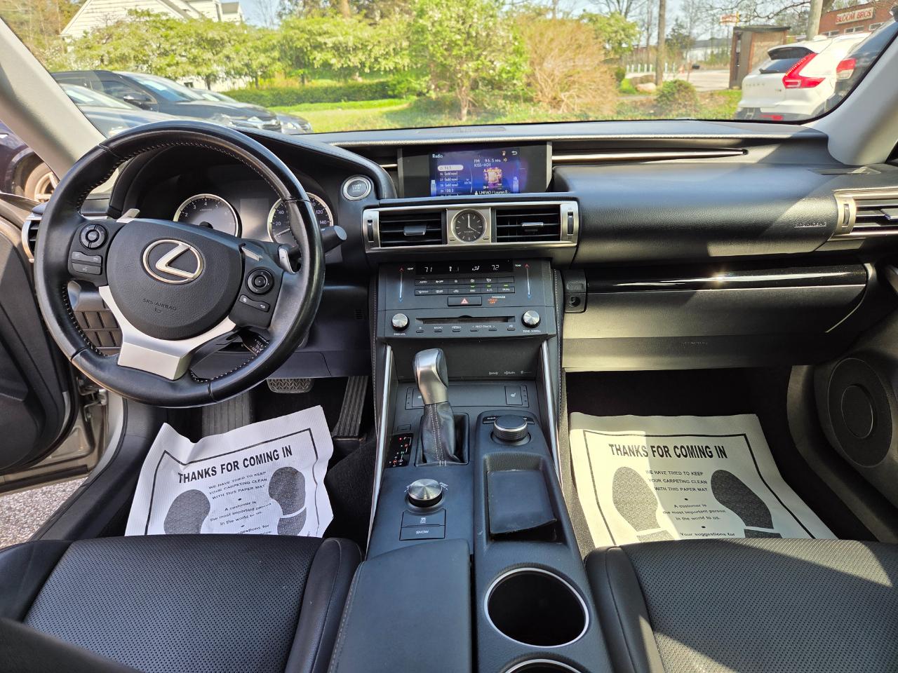 Lexus IS 300 AWD 2016