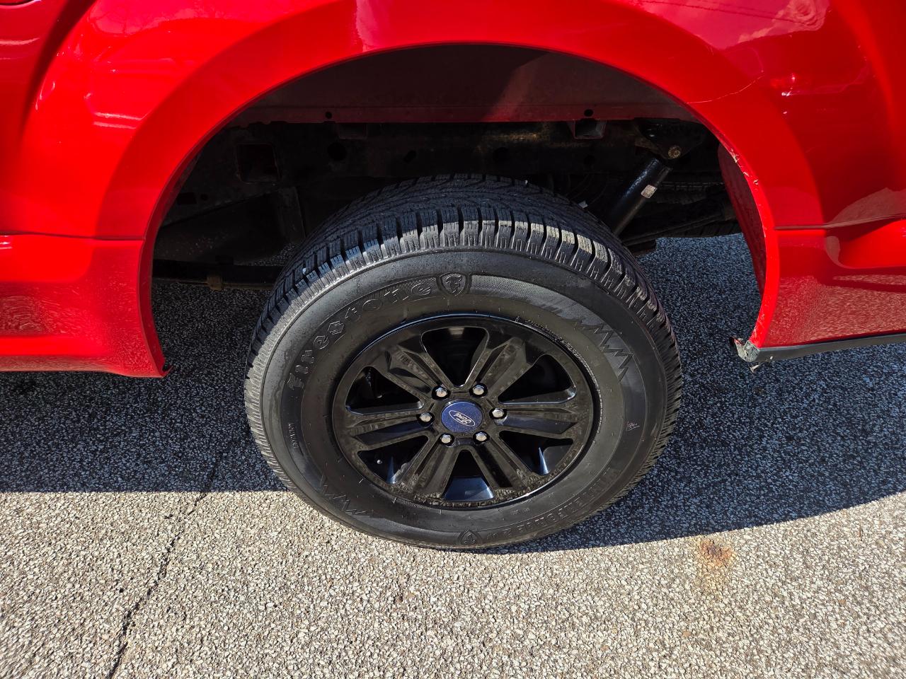 Ford F-150 4WD SuperCab 145" XLT 2018