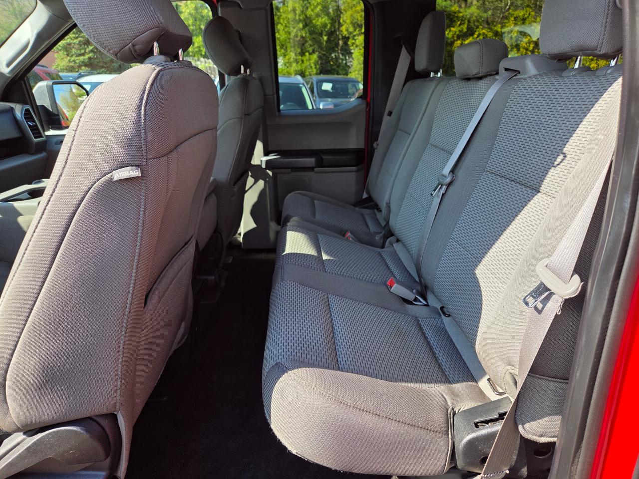 Ford F-150 4WD SuperCab 145" XLT 2018